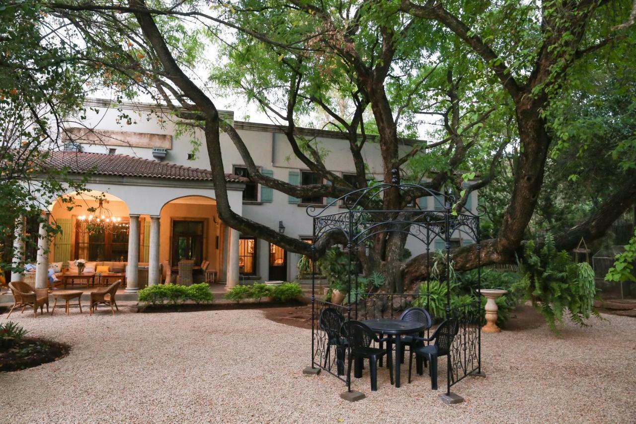 Angel Oak Guesthouse Brits Bagian luar foto