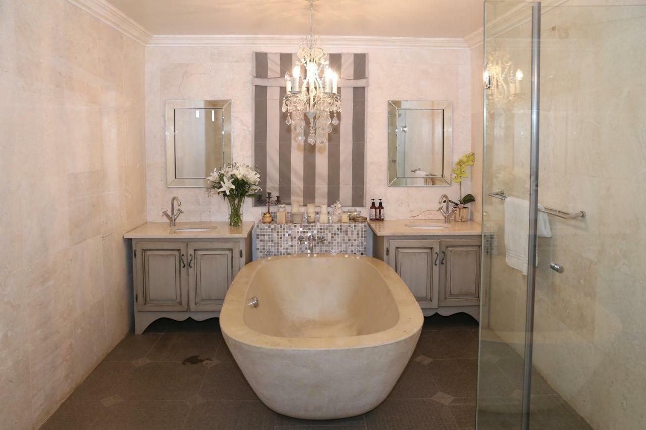 Angel Oak Guesthouse Brits Bagian luar foto